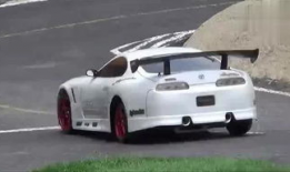 汽车漂移视频,揭秘汽车漂移的惊险瞬间